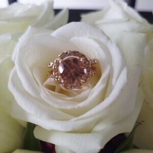 Rose Gold Tone Ring with Large Round Champagne center stone Sz 6